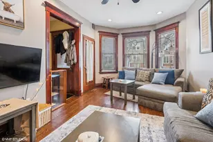 3506 N Damen Ave, Chicago, IL 60618 - Photo 2