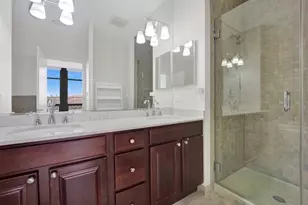 1069 W 14th Pl, Chicago, IL 60608 - Photo 12