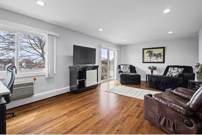 9460 Dee Road #2H, Des Plaines, IL 60016 - Photo 4