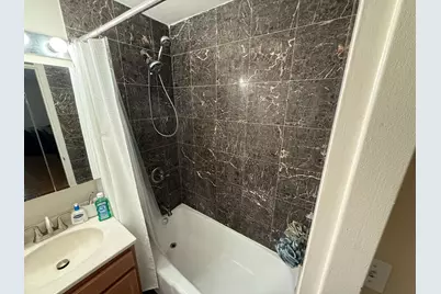 222 E Pearson Street #303, Chicago, IL 60611 - Photo 18