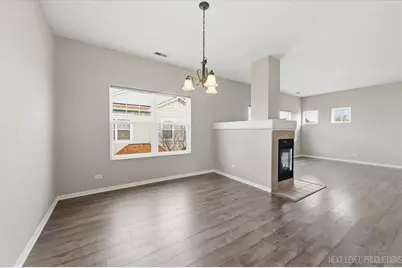 1102 Delta Drive #1102, Elgin, IL 60123 - Photo 8