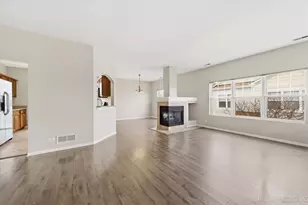 1102 Delta Dr, Elgin, IL 60123 - Photo 6