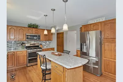 9219 Greenwood Drive, Tinley Park, IL 60487 - Photo 10