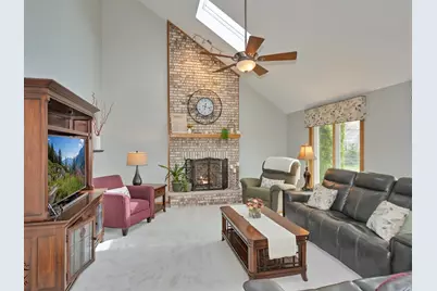 9219 Greenwood Drive, Tinley Park, IL 60487 - Photo 8