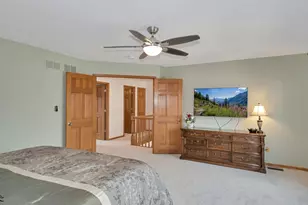 9219 Greenwood Dr, Tinley Park, IL 60487 - Photo 16