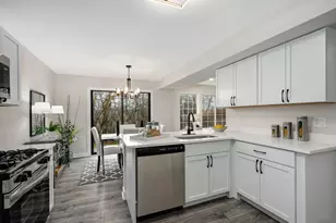 1285 Summersweet Ln, Bartlett, IL 60103 - Photo 12