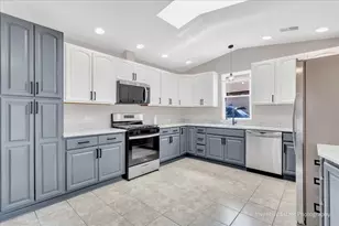 16018 St Louis Ave, Markham, IL 60428 - Photo 6