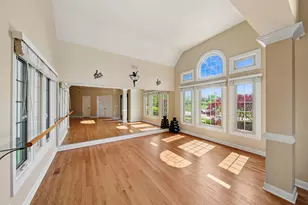 2360 Sutton Ln, Aurora, IL 60502 - Photo 8