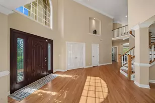 2360 Sutton Ln, Aurora, IL 60502 - Photo 6