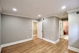 5528 S Indiana Ave, Chicago, IL 60637 - Photo 10