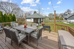 716 Liberty St, West Dundee, IL 60118 - Photo 14