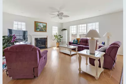 1812 Empress Drive, Elgin, IL 60124 - Photo 6