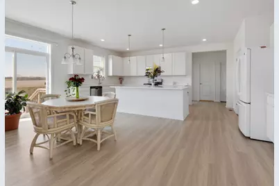 1812 Empress Drive, Elgin, IL 60124 - Photo 8