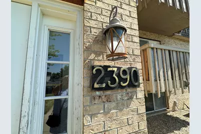 2390 Bicentennial Avenue #4, Crest Hill, IL 60403 - Photo 2