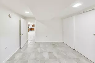 5814 N Campbell Ave, Chicago, IL 60659 - Photo 24