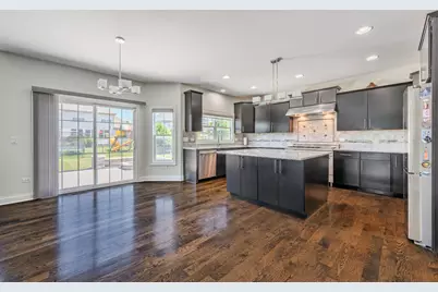 4544 Shumard Lane, Naperville, IL 60564 - Photo 10
