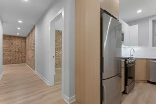 7381 N Damen Ave, Chicago, IL 60645 - Photo 6