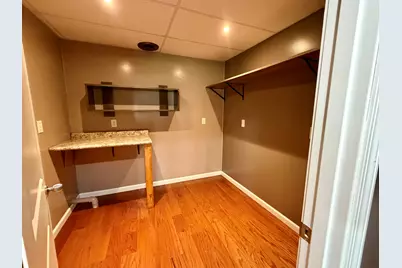 702 S Grant Street, Clifton, IL 61727 - Photo 32