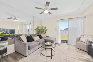 2437 Devonshire Ct, Aurora, IL 60502 - Photo 6