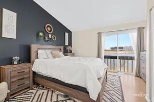 2437 Devonshire Ct, Aurora, IL 60502 - Photo 10