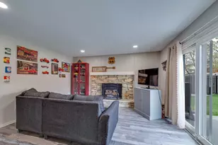162 Braintree Dr, Bloomingdale, IL 60108 - Photo 14