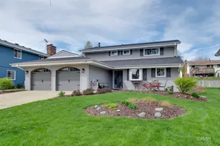 162 Braintree Dr, Bloomingdale, IL 60108 - Photo 2