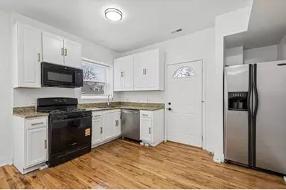 3849 W Ainslie Street #1, Chicago, IL 60625 - Photo 4