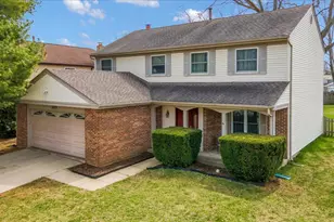 305 Abbey Ln, Vernon Hills, IL 60061 - Photo 1