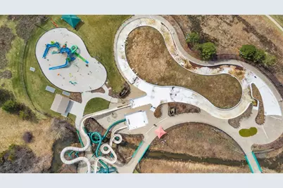 305 Abbey Lane, Vernon Hills, IL 60061 - Photo 38