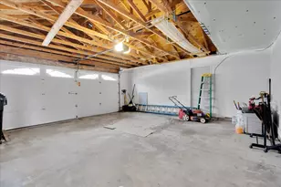 305 Abbey Ln, Vernon Hills, IL 60061 - Photo 30