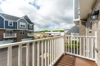 1944 Kingsley Circle, Northbrook, IL 60062 - Photo 14