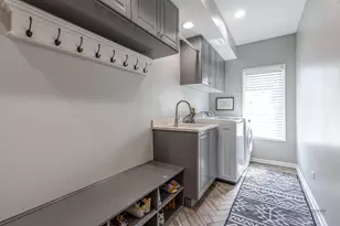 1801 N Dover Ct, Arlington Heights, IL 60004 - Photo 24