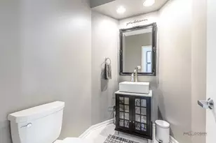 1801 N Dover Ct, Arlington Heights, IL 60004 - Photo 22