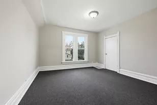 835 Oak St, Elgin, IL 60123 - Photo 30