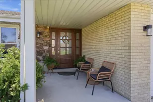 7741 Sycamore Dr, Orland Park, IL 60462 - Photo 4