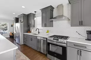 7741 Sycamore Dr, Orland Park, IL 60462 - Photo 10