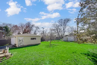 9506 Natoma Avenue, Oak Lawn, IL 60453 - Photo 4