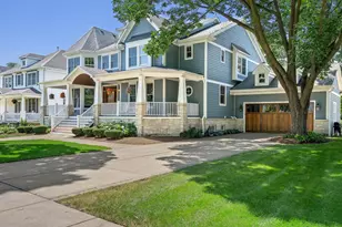 610 S Washington St, Elmhurst, IL 60126 - Photo 2