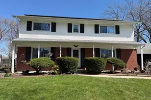 6721 Armstrong Ct, Woodridge, IL 60517 - Photo 1