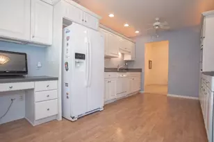 538 Banyon Lane, La Grange, IL 60525 - Photo 8