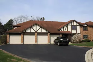 538 Banyon Lane, La Grange, IL 60525 - Photo 2