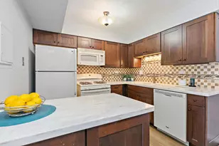 112 Mullingar Ct, Schaumburg, IL 60193 - Photo 8