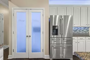 342 Comstock Dr, Elgin, IL 60124 - Photo 26