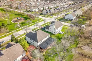 342 Comstock Dr, Elgin, IL 60124 - Photo 72