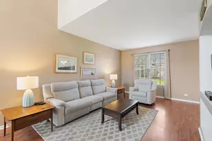 535 Telluride Dr, Gilberts, IL 60136 - Photo 4