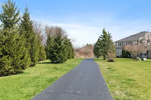 535 Telluride Dr, Gilberts, IL 60136 - Photo 26