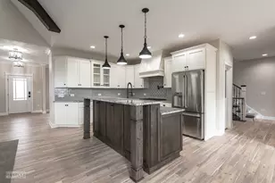 8775 Doe Ct, Yorkville, IL 60560 - Photo 6