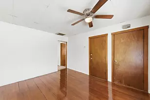 8360 S Baker Ave, Chicago, IL 60617 - Photo 10