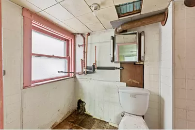 8360 S Baker Avenue, Chicago, IL 60617 - Photo 32