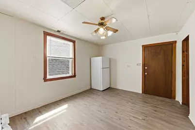 8360 S Baker Avenue, Chicago, IL 60617 - Photo 14